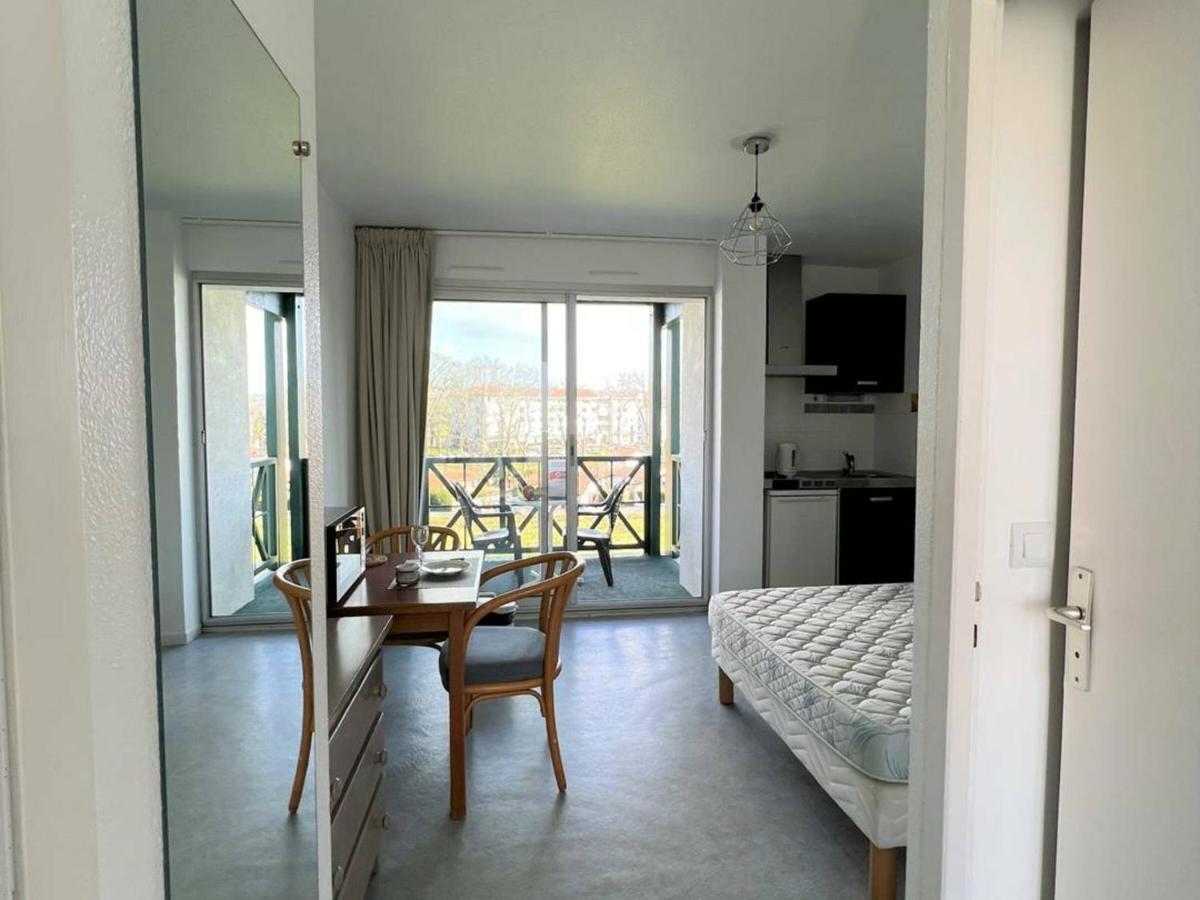 Studio Lilas A Cambo-Les-Bains : Terrasse, Parking, Proche Thermes, Internet, Animaux Acceptes - Fr-1-495-96 Cambo-les-Bains Exterior foto